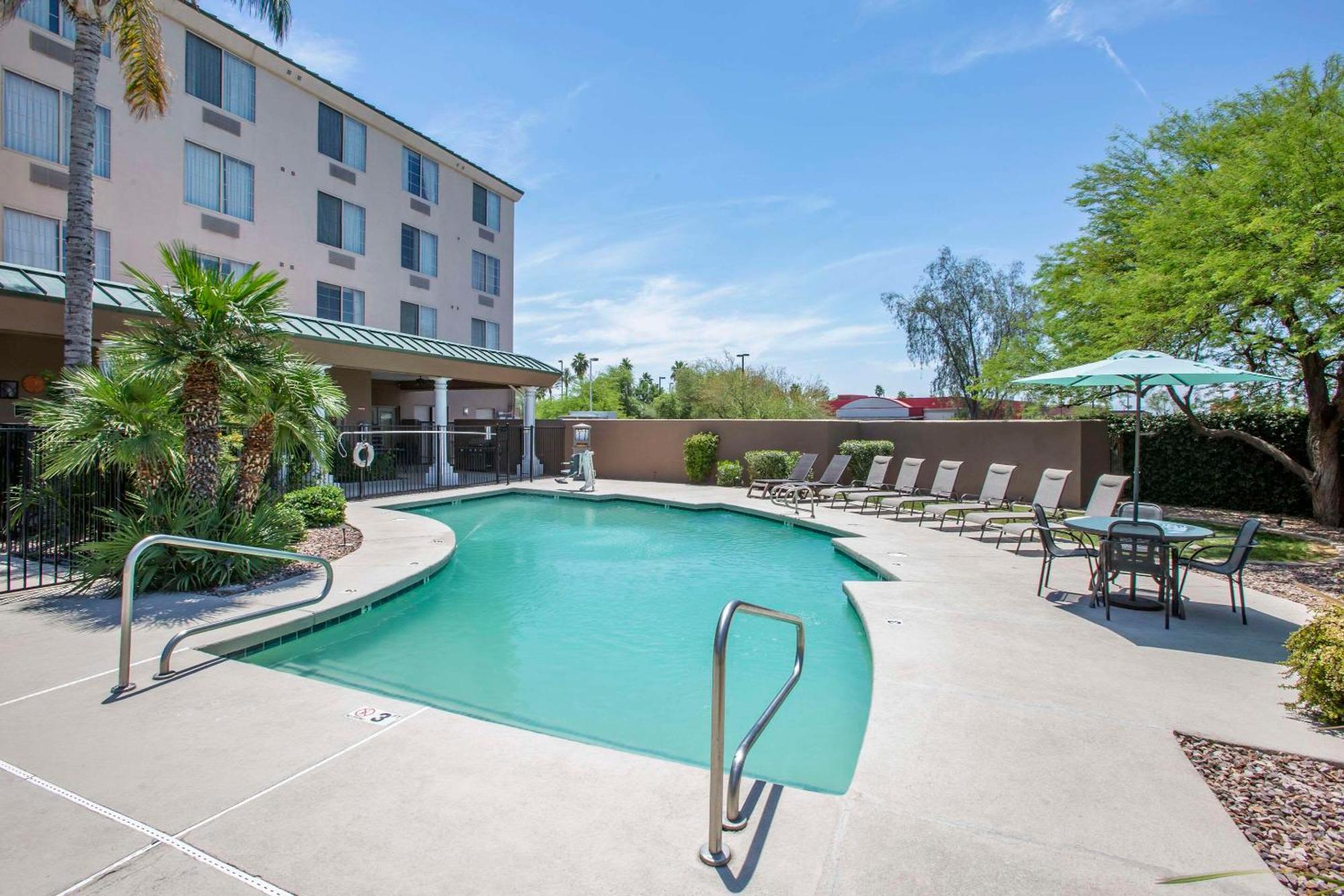 Country Inn & Suites By Radisson, Mesa, Az ภายนอก รูปภาพ
